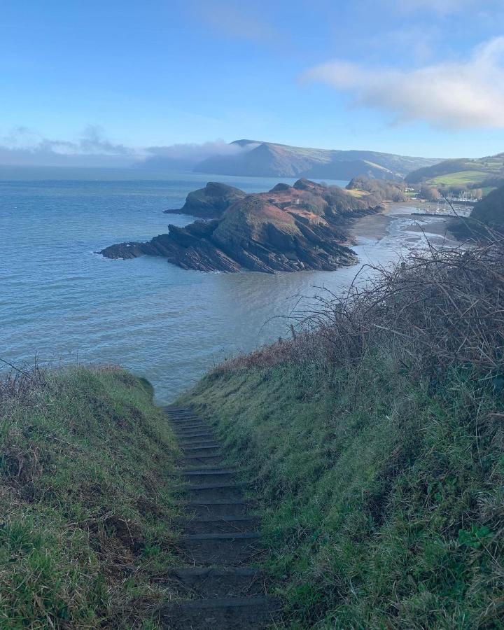Ocean Backpackers Self-Catering Hostel Ilfracombe Extérieur photo