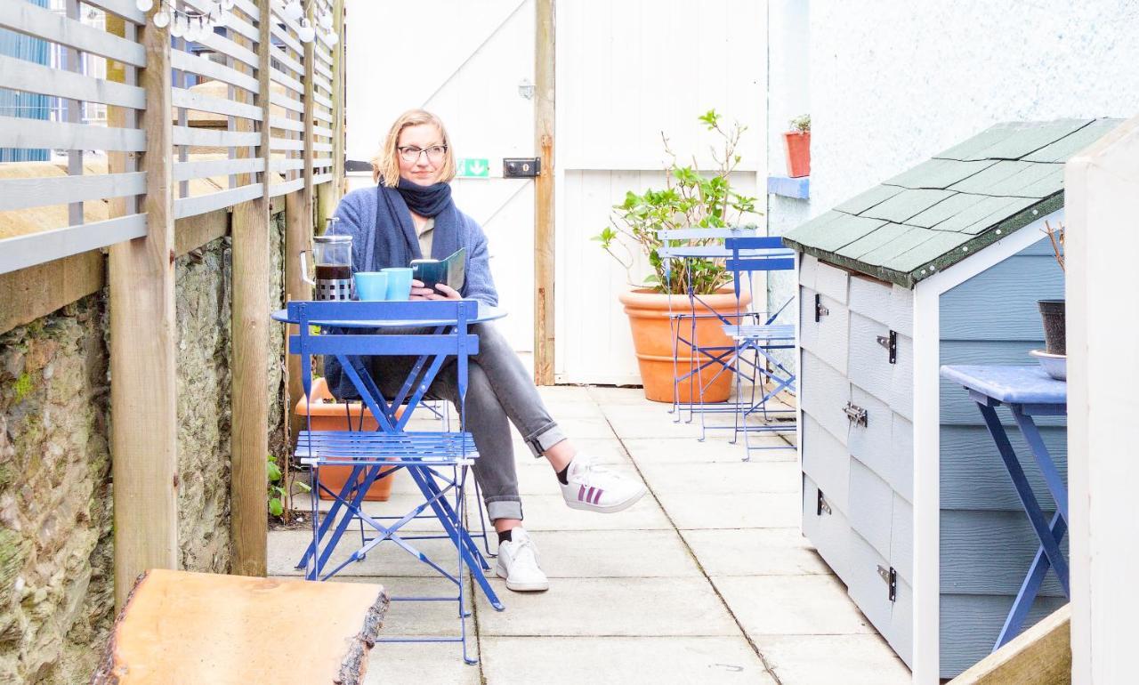 Ocean Backpackers Self-Catering Hostel Ilfracombe Extérieur photo