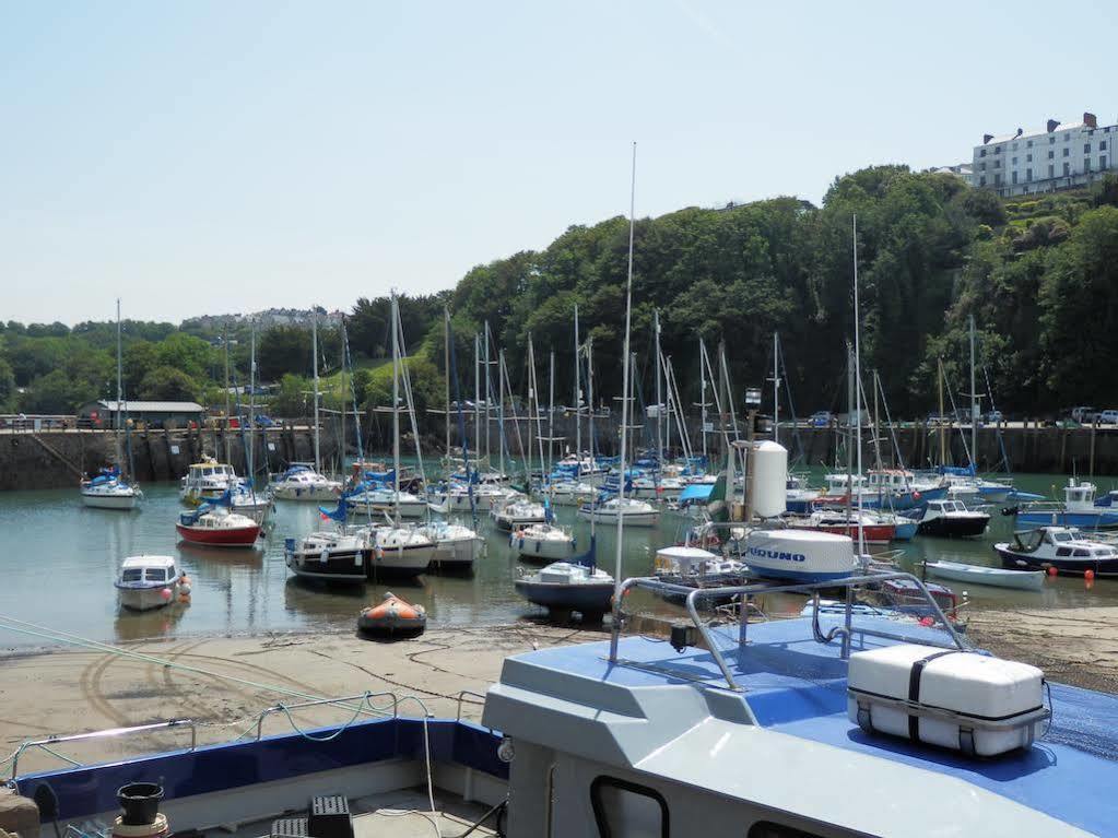 Ocean Backpackers Self-Catering Hostel Ilfracombe Extérieur photo